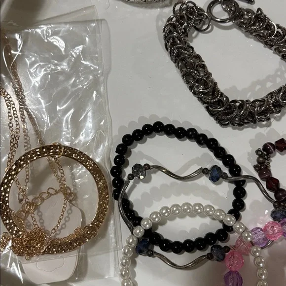 Accessories Bundle. - Picture 5 of 6